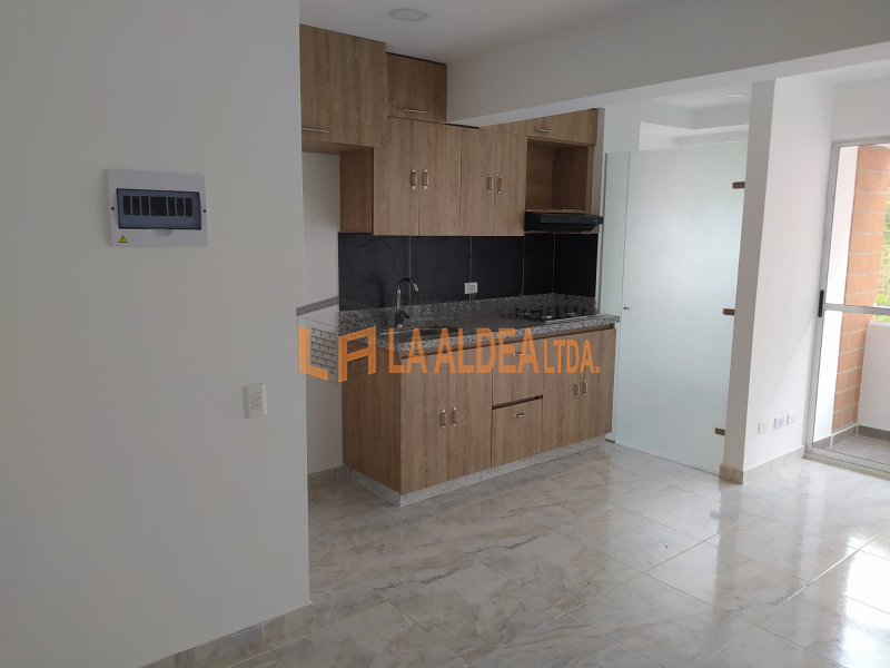 Apartamento disponible para Arriendo en Itagüí con un valor de $1,300,000 código 9303