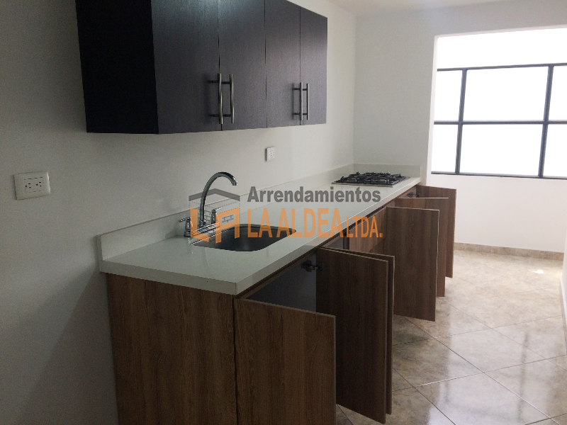 Casa disponible para Arriendo en Medellin con un valor de $1.300.000 código 9417