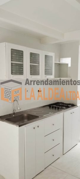Casa disponible para Arriendo en Medellín con un valor de $1,200,000 código 8256