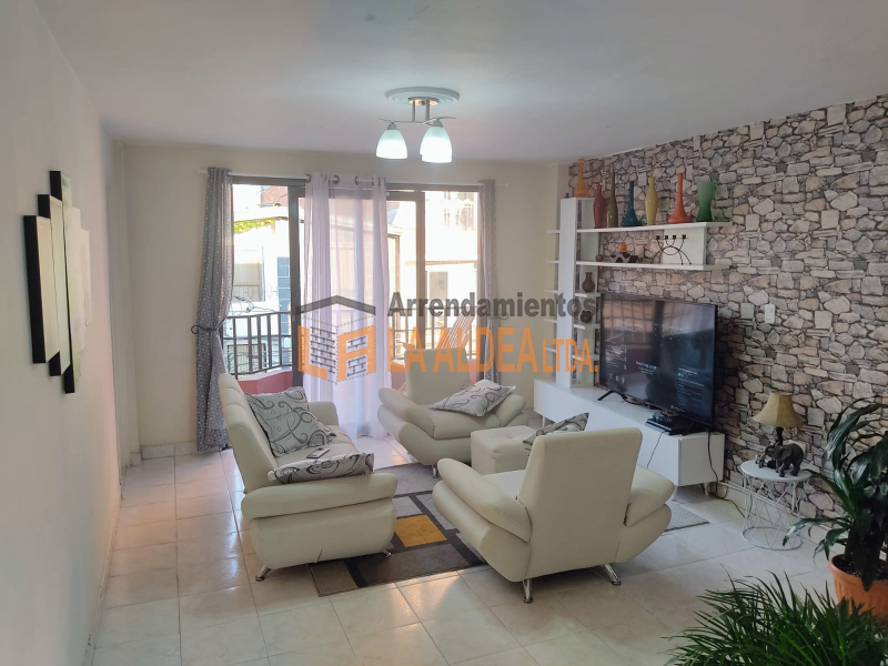 Casa disponible para Venta en Itagüí con un valor de $290,000,000 código 9408