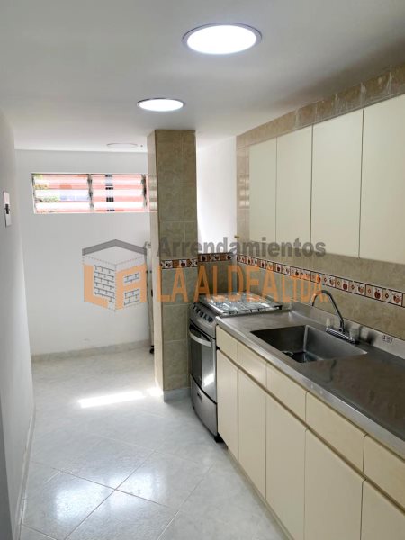 Apartamento disponible para Arriendo en Itagüí con un valor de $1,800,000 código 4209