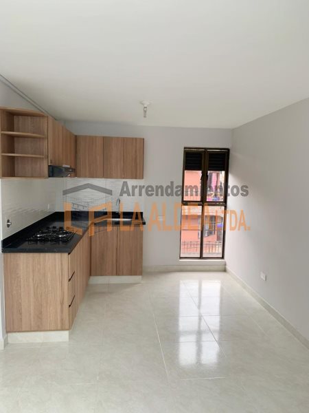 Apartamento disponible para Arriendo en Itagüí San Pio Foto numero 1
