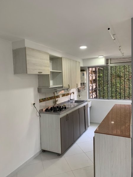 Apartamento disponible para Arriendo en Envigado Zuñiga Foto numero 1