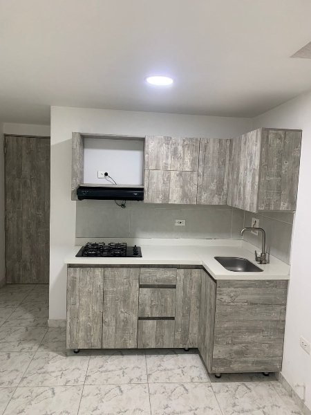 Apartaestudio disponible para Arriendo en Itagüí Los Naranjos Foto numero 1
