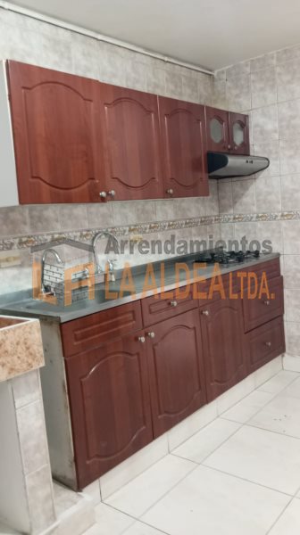 Casa disponible para Arriendo en Itagüí con un valor de $1,000,000 código 3225