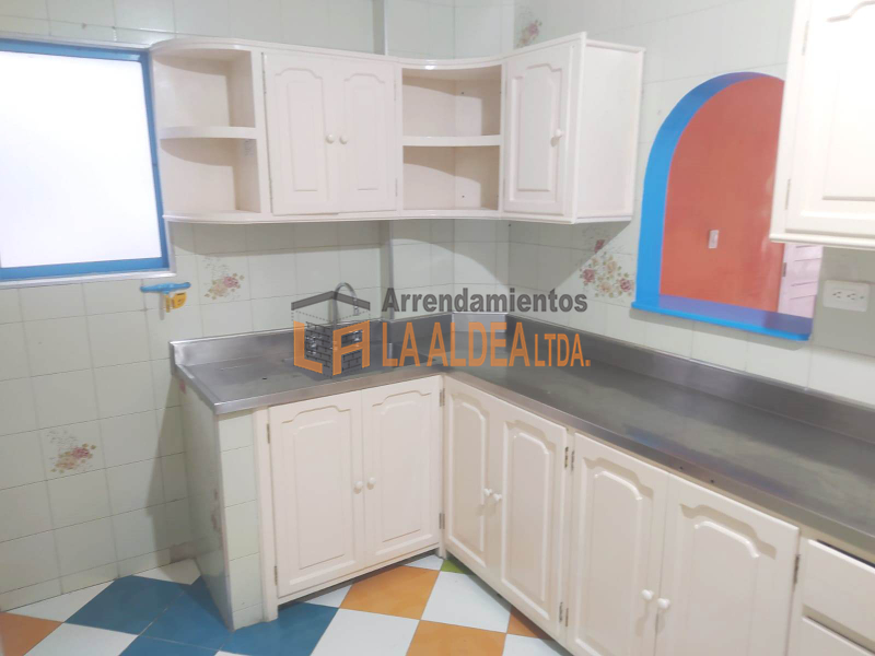 Apartamento disponible para Arriendo en Envigado Centro Foto numero 1