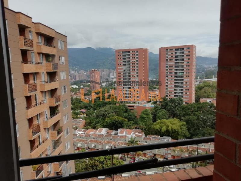 Apartamento disponible para Venta en Itagüí con un valor de $285.000.000 código 8522